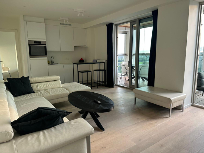 Others 3, Luxurious Apartment with Panoramic View, Antwerpen