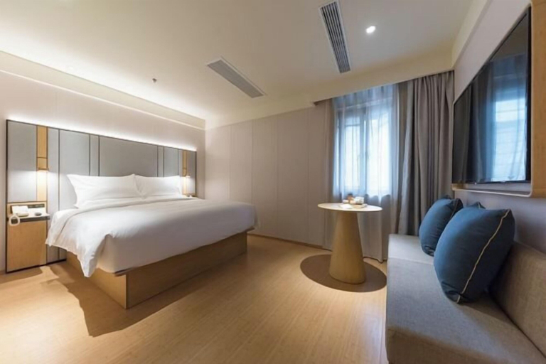 Bedroom 4, JI Hotel (Shanghai The Bund Ningbo Road), Shanghai