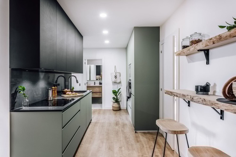 Room 4, Lunda - 2 Bedrooms in Malasa a, Madrid