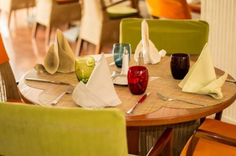 Food & Drinks 5, Hotel Restaurant Des Remparts, Haute-Marne