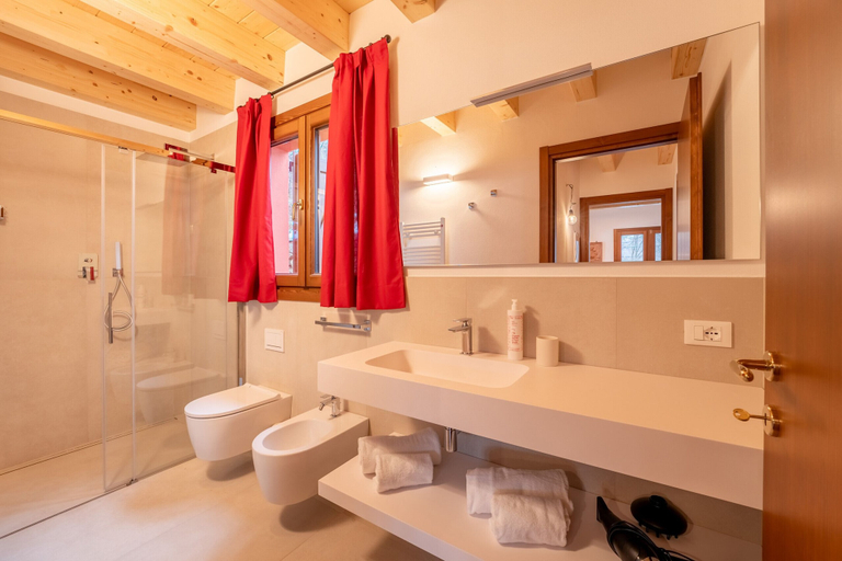 Room 3, Piceton by Wonderful Italy, Como