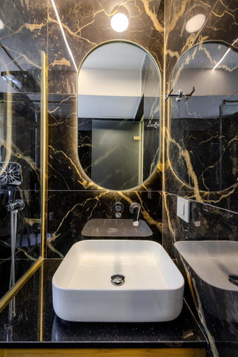 Bathroom 2, Nafplion Comfy Suites, Peloponnese