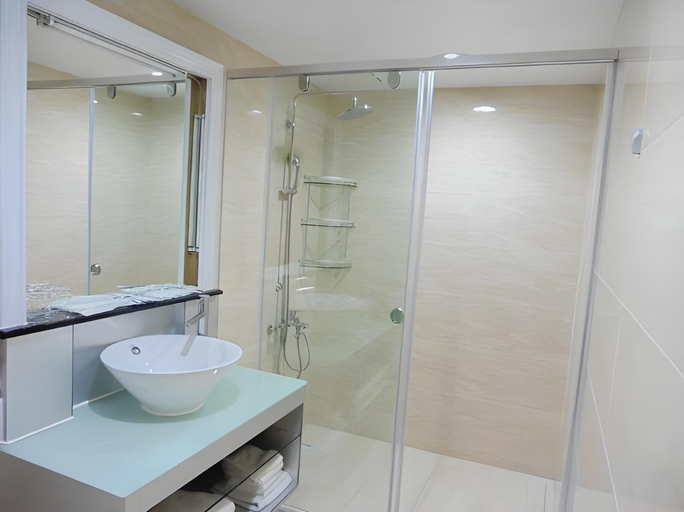 Bathroom 3, Tapeng Bay Holiday Hotel, Pingtung