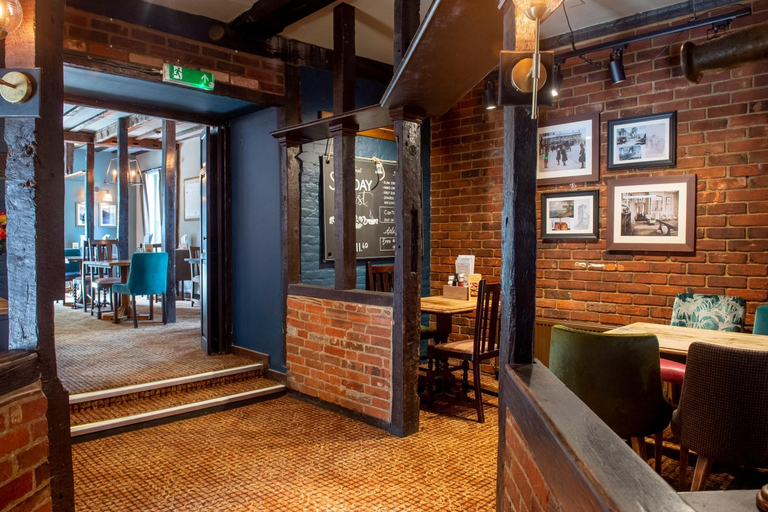 Food & Drinks 5, The White Hart by Innkeeper's Collection, Hampshire