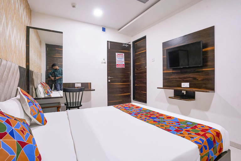 Bedroom 2, Fabhotel Elvis International, Mumbai Suburban