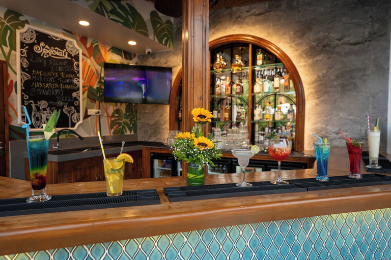 Food & Drinks 5, The Grand Leoney Resort, North Goa