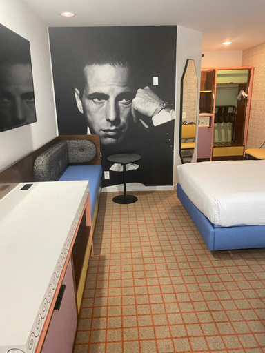 Bedroom 3, The Hollywood Franklin Hotel near Universal Studios, Los Angeles