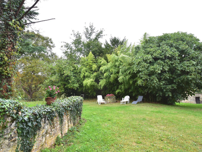 Others 5, Scenic Home in Berbiguieres, Dordogne