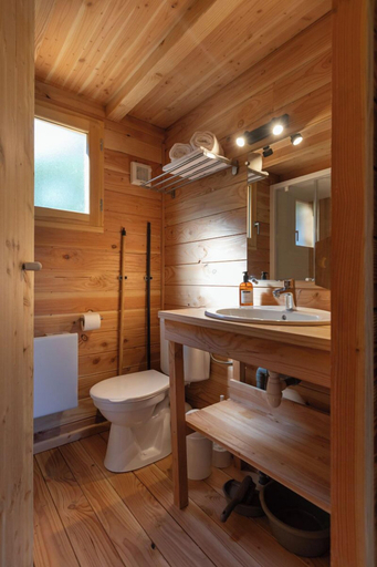 Bathroom 4, Huttopia Senonches, Eure-et-Loir