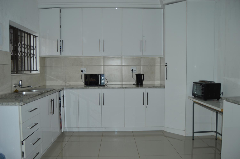 4, The View Guestlodge, Dr Kenneth Kaunda