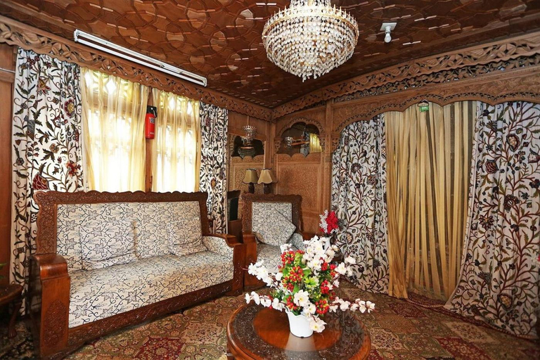 Others 3, Swift houseboats, Srinagar