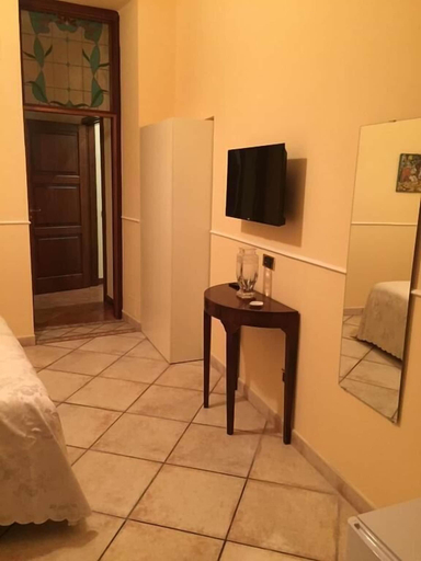 Bedroom 2, B&B Lumasa, Salerno