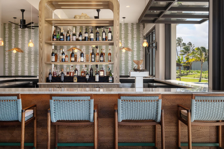 Food & Drinks 5, Hampton Inn & Suites Maui North Shore, Maui