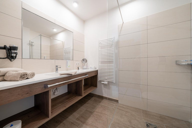 Bathroom 3, Landhotel Berger, Sankt Johann im Pongau