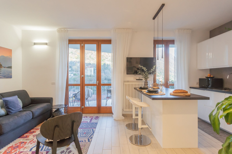 Room 4, We Lake Como in Argegno, Como