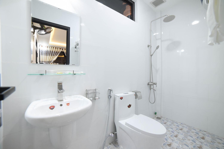 Bathroom 3, Asean Garden Homestay Hue, Huế