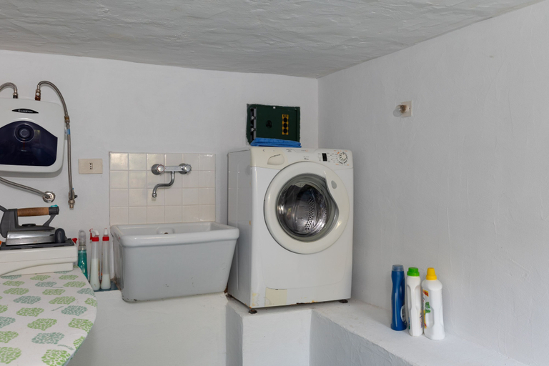Room 5, Breeze of the Coast by Wonderful Italy, Nuoro