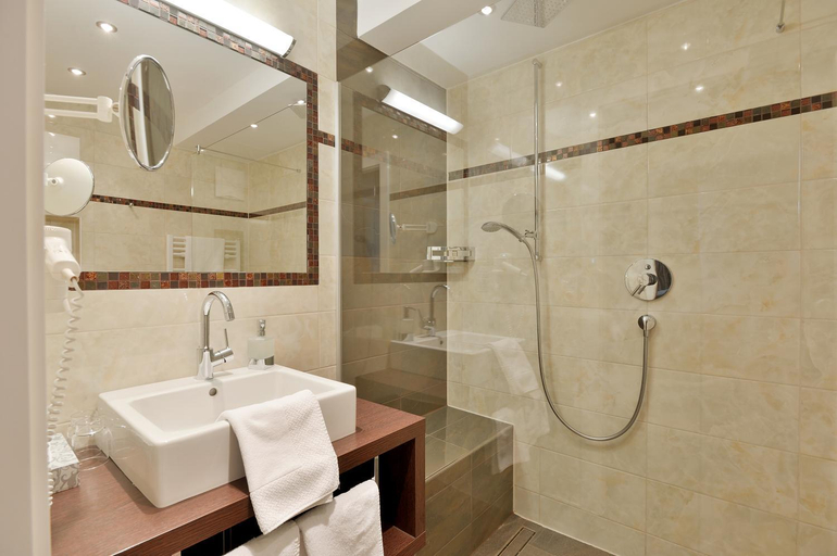 Bathroom 4, Hotel Eder, Schwaz