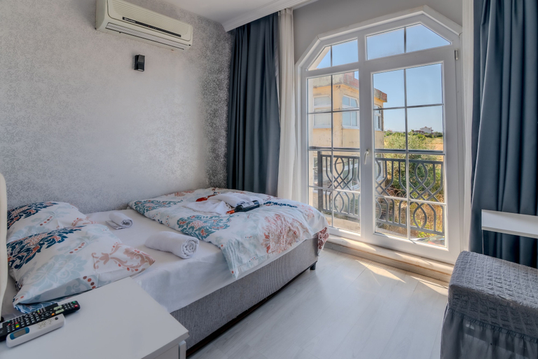 Bedroom 3, Airport Black Sea Hotel & Restaurant, Arnavutkoy
