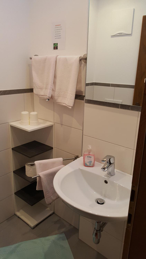 Bathroom, Hotel Pension Oswald, Spittal an der Drau