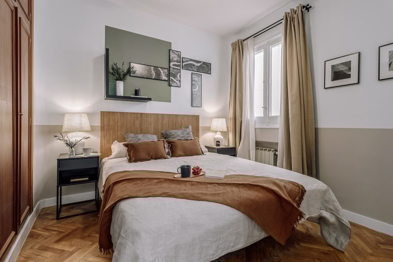 Room 5, Arce - 3 Bedrooms in Salamanca, Madrid