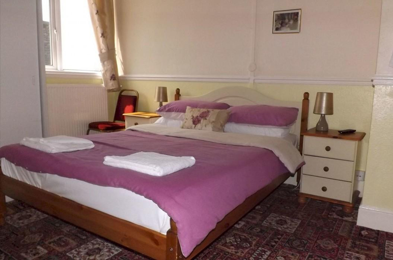 Bedroom 2, The Sea Princess, Norfolk