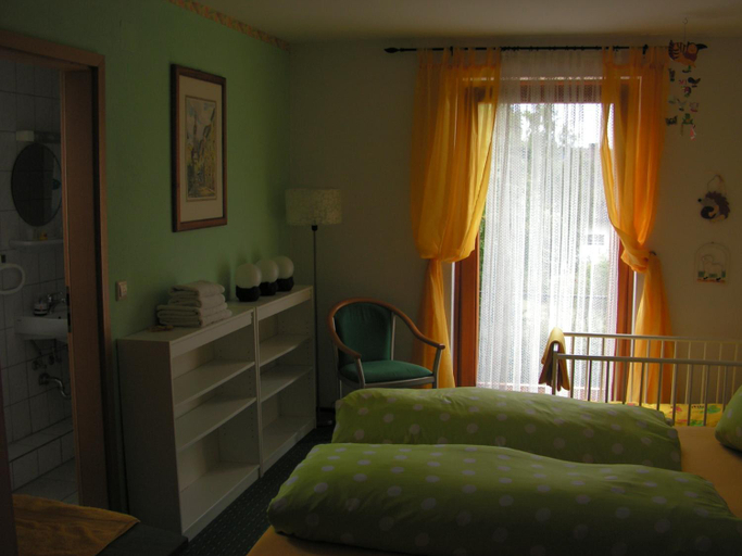 Bedroom 3, Hotel Sternen, Breisgau-Hochschwarzwald