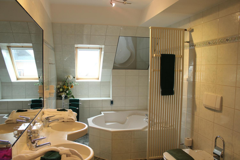 Bathroom, Hotel Lay-Haus, Zwickau