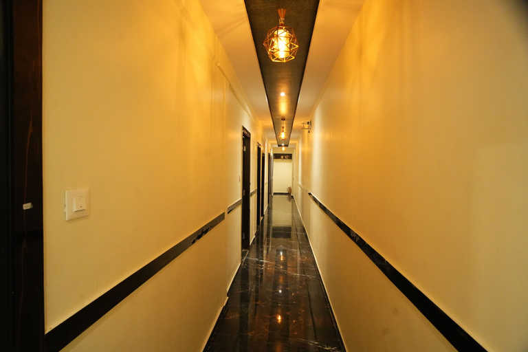 Others 5, Hotel Rinza Residency, Mumbai City
