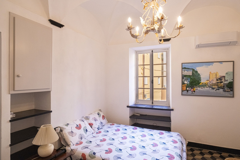 Room 2, Casa Schiaffino 1 by Wonderful Italy, Savona