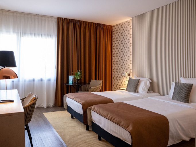 Bedroom 3, Aquabella Hôtel & Spa, Bouches-du-Rhône