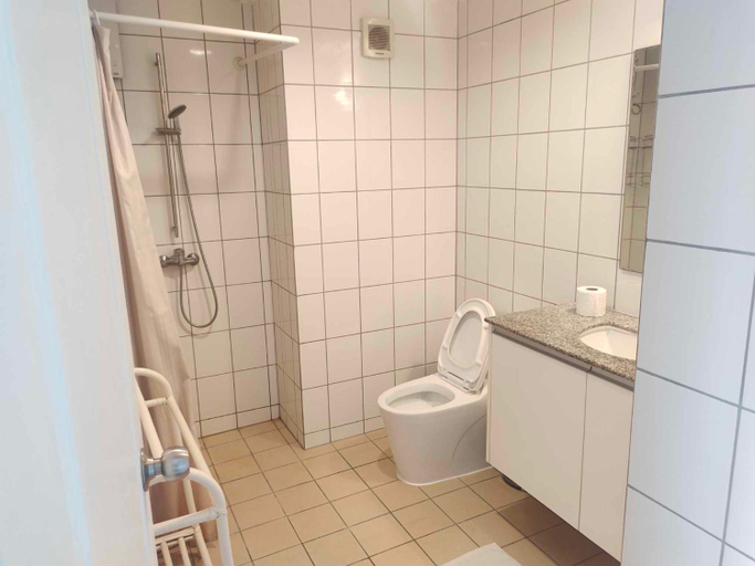Bathroom 5, GrandBeach Condo by malai, Klaeng