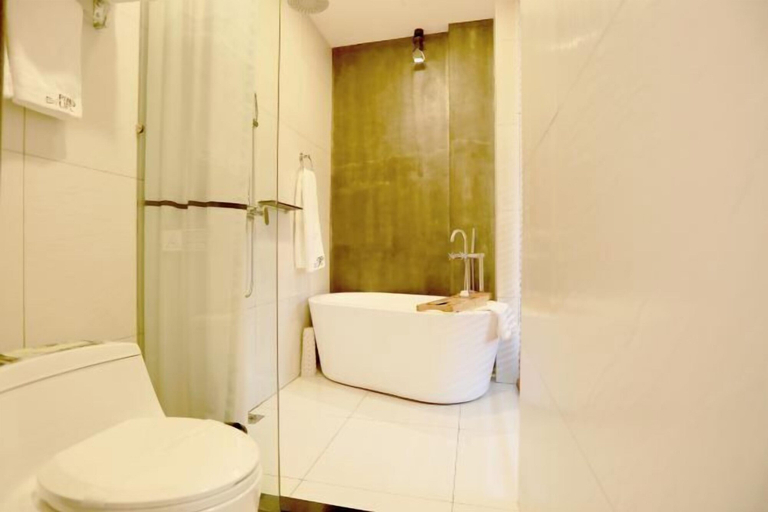 Bathroom 4, Beijing Yutang inn, Beijing