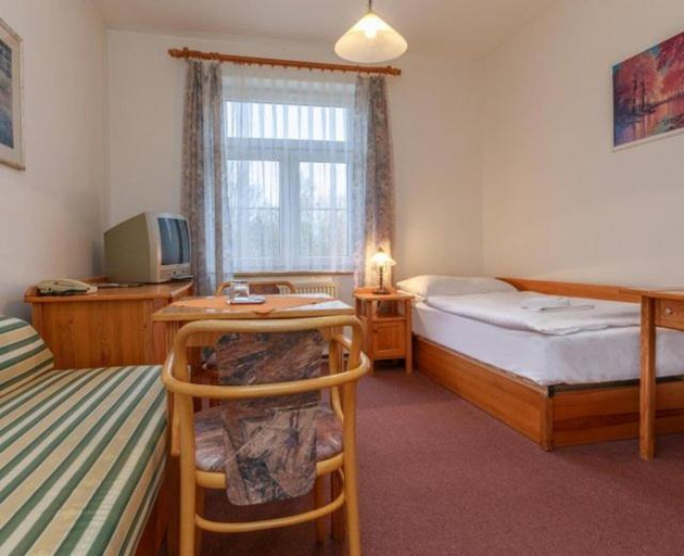 Bedroom 2, Lazensky hotel Jirasek, Tachov