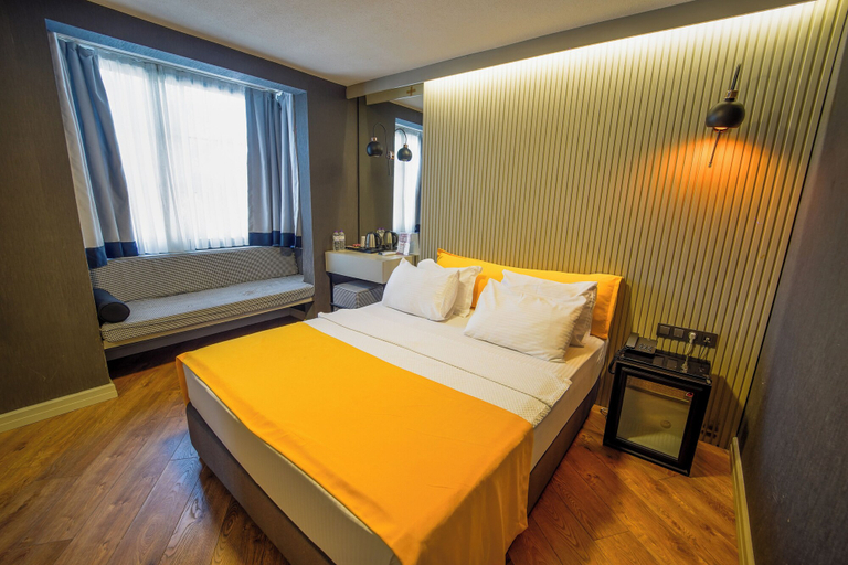 Bedroom 4, Basel Hotel, Antalya