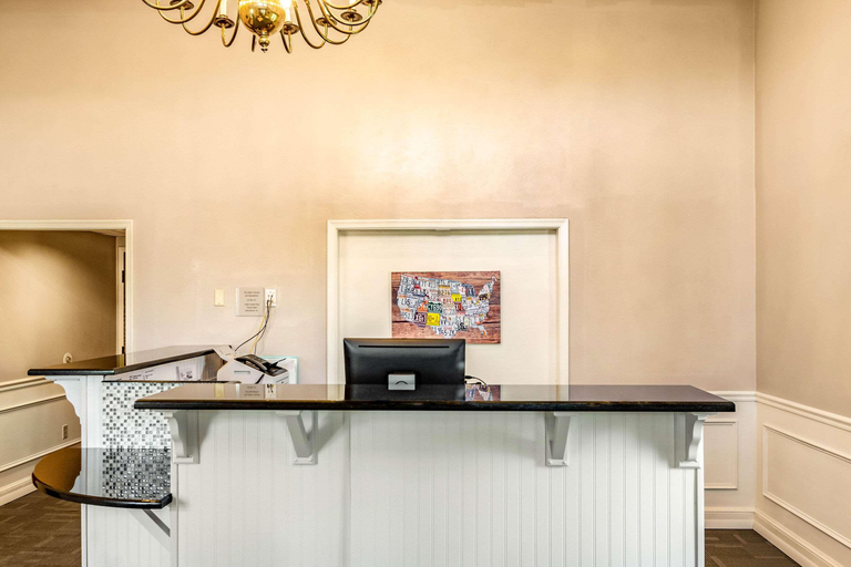 Public Area 2, Econo Lodge Inn & Suites University, Radford