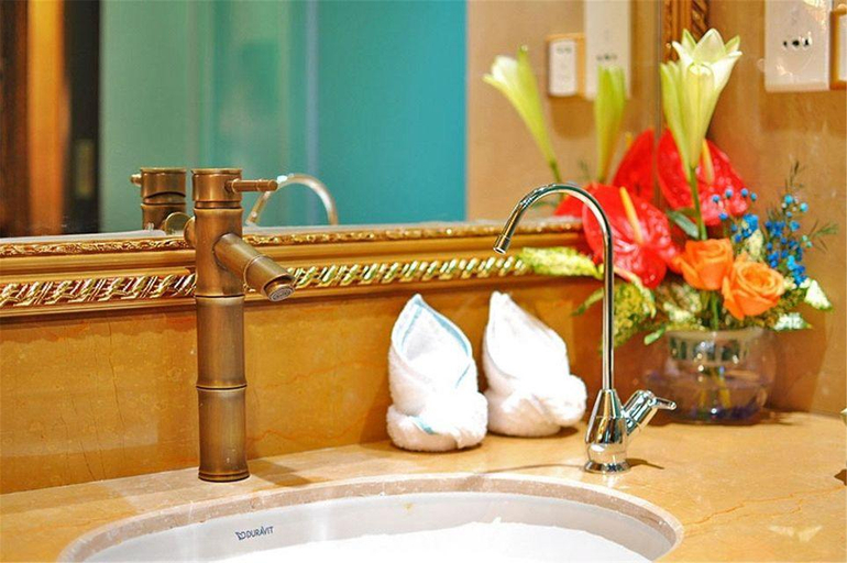 Bathroom 4, Wangjiang Hotel, Chengdu