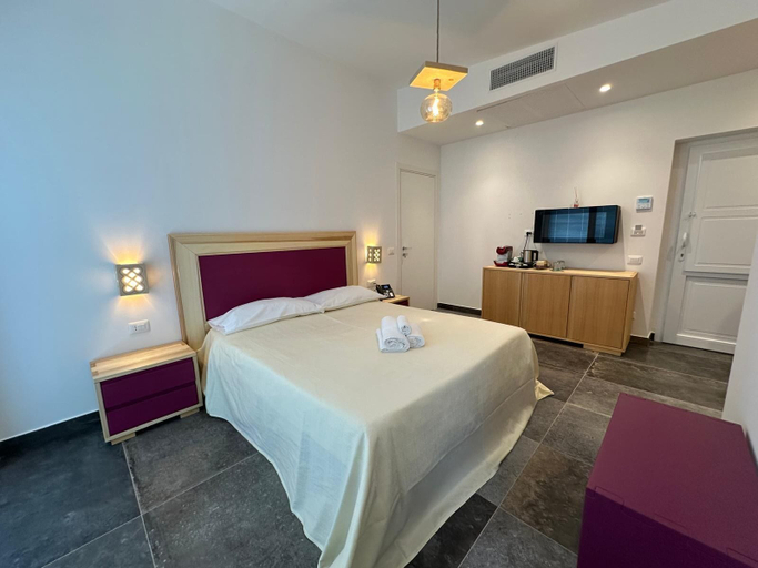 Bedroom 3, amarena garden house, Matera