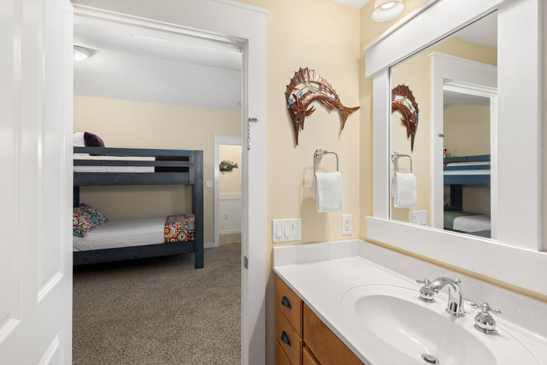 Bathroom 4, 1337 Laurel Grove 3 Bedroom Home by RedAwning, Walton
