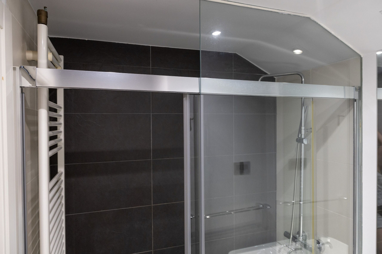 Room 4, Tico en Madrid - Ideal Para Parejas, Madrid