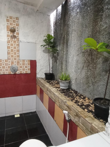 Bathroom 4, Wahyu Gili 1, Lombok