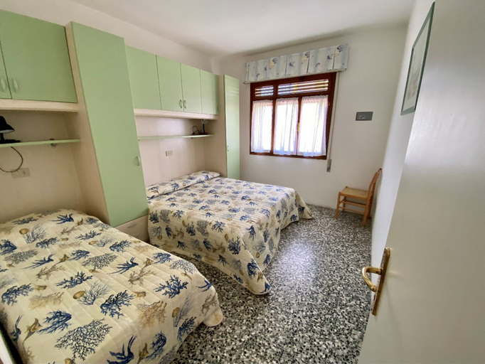 Room 3, Park 15 in Bibione With 2 Bedrooms and 1 Bathrooms, Venezia