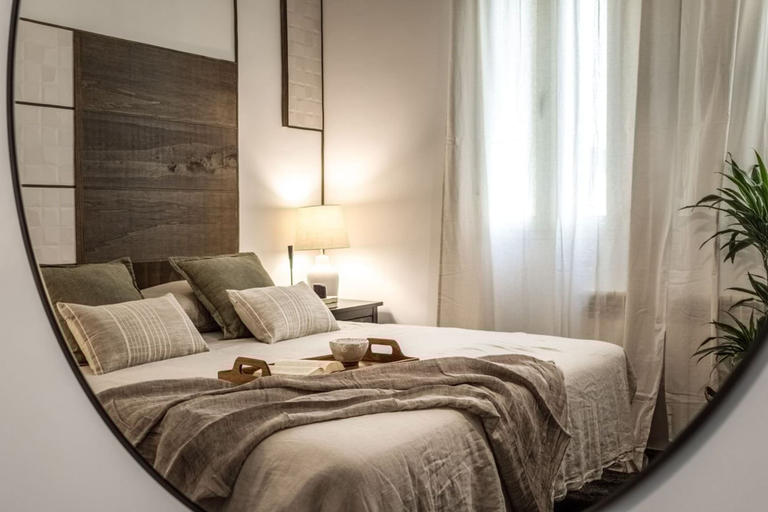 Room 4, Uzer - 2 Bedrooms in Recoletos, Madrid