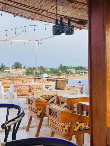 Food & Drinks 4, Grace Lodge, Golfe (incl Lomé)