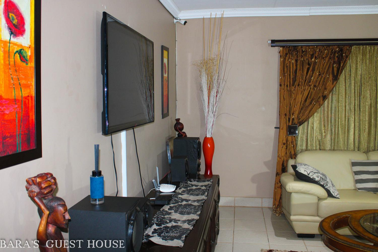 Others 5, Bara Guesthouse, Lejweleputswa