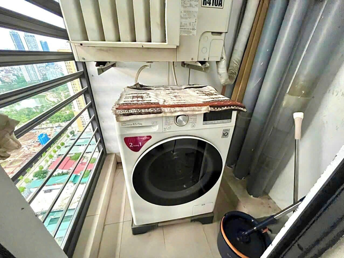 Bathroom 2, Asahi Luxstay - Golden Park Apartments, Cầu Giấy
