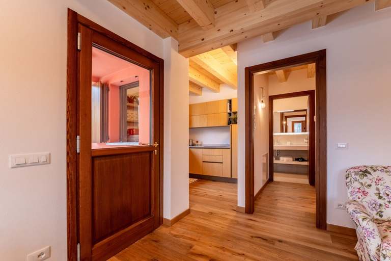 Room 2, Piceton by Wonderful Italy, Como