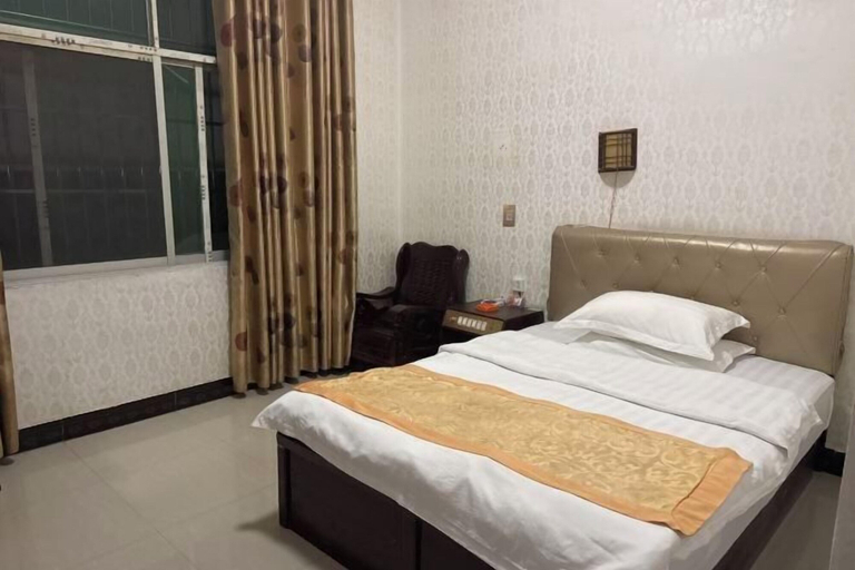 Bedroom 2, Guangnan Qiyiyuan Hotel, Wenshan Zhuang and Miao