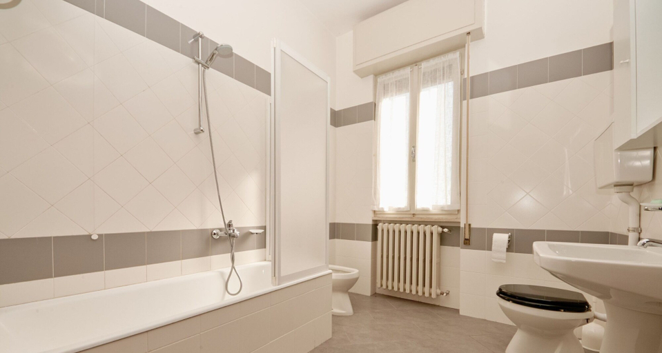 Room 3, Appartamento Anna in San Felice del Benaco, Brescia
