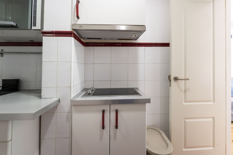 Room 2, M Ore461 Piso de 1 Dormitorio y Balc n -alquiler, Madrid